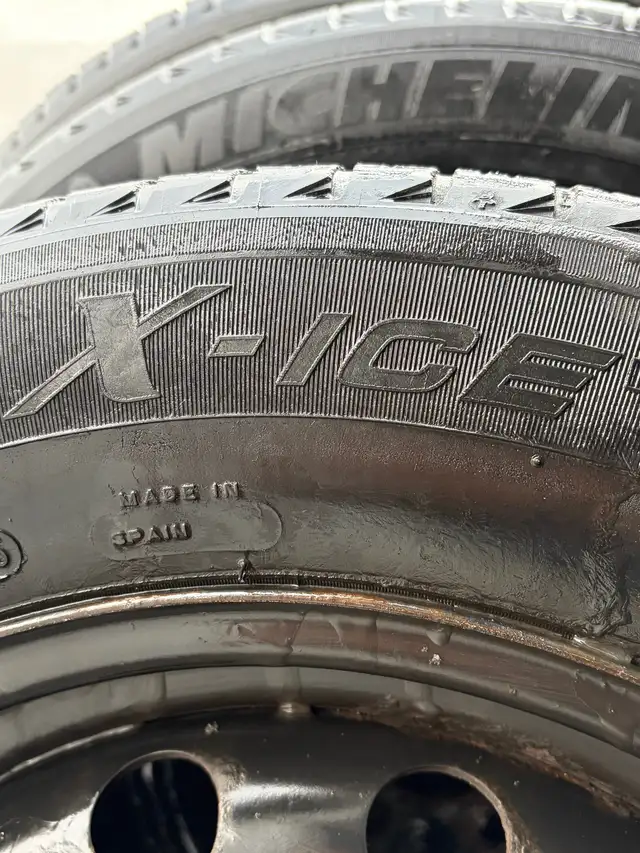 4 used  Michelin X-ICE 205/65 R16 (Ready to Install) in Tires & Rims in City of Toronto - Image 7