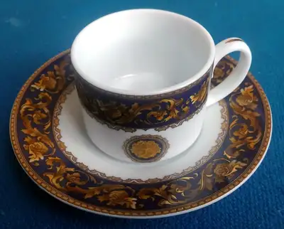 Magnifique set de 8 tasses à café / thé fabriqué en Italie, View more