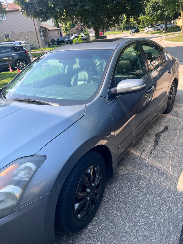 2007 Nissan Altima | Fully Loaded | Reliable & Feature-Packed | in Cars & Trucks in Mississauga / Peel Region - Image 2