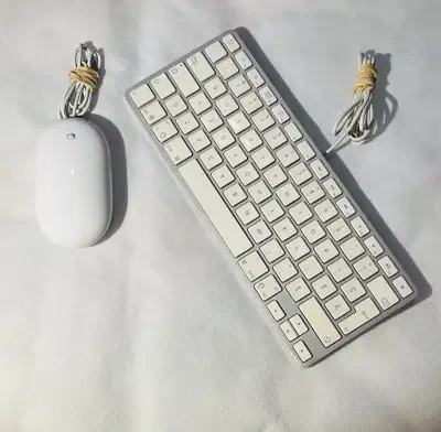 Apple  Keyboard et Souris, View more