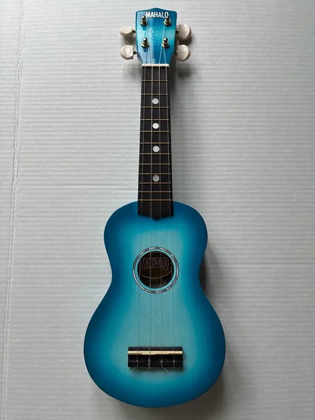 Mahalo Soprano Ukulele U2K Blue | String | City of Toronto | Free local ...