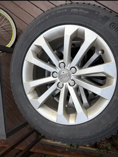 Set of OEM Audi Q5 rims with Continental Winter tires in great condition. Tire size 235/60/18. Rims...