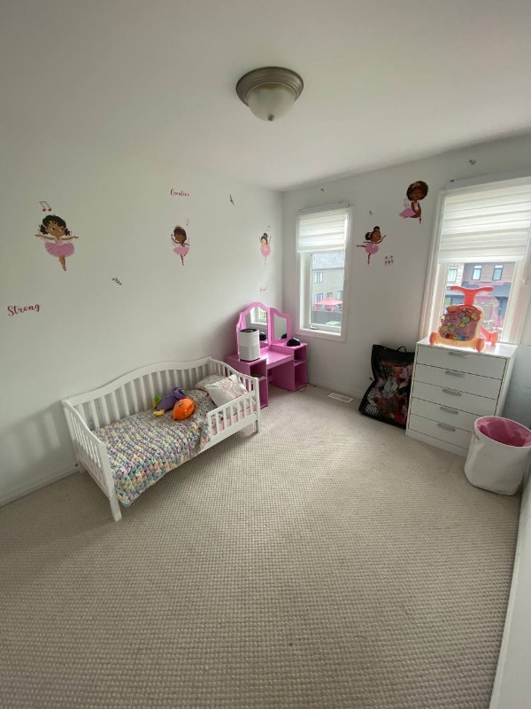 A furnished 3bedroom townhouse in Aylmer Gatineau Long Term Rentals