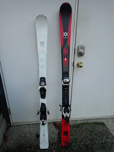 1 PAIR RTM 73, 153 MM, MARKER "MOTION " BINDINGS, BLACK -MADE IN GERMANY 1 PAIR FLAIR 73, 120 MM, MA...