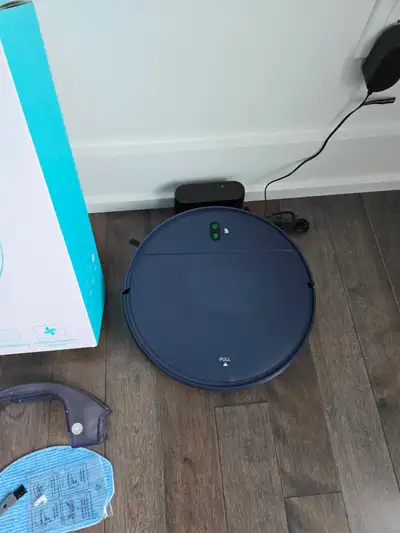 Robot aspirateur BR151BL, View more