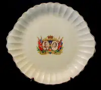 King George VI (1937) Commemorative Scalloped Coronation Plate