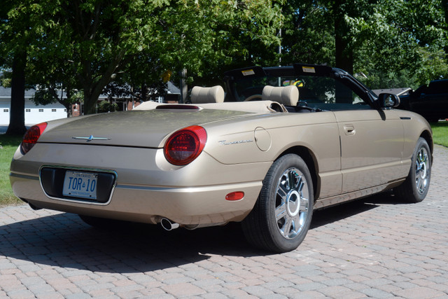 2005 Ford Thunderbird 50th Anniversary in Cars & Trucks in Barrie - Image 3