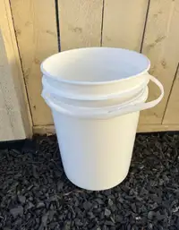 5 Gallon (20 Liter) White Bucket Multipurpose