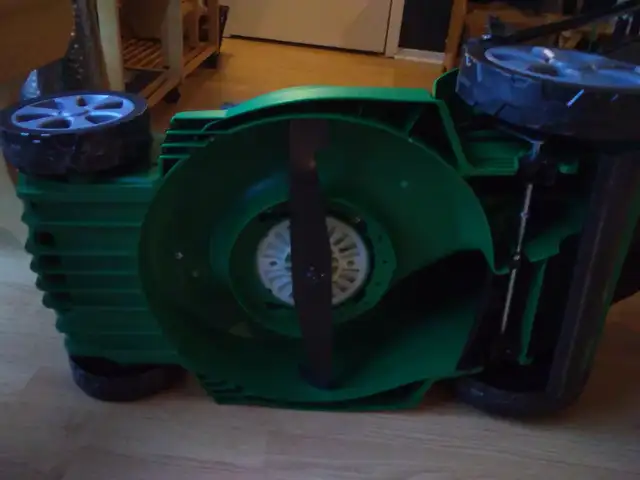 Tondeuse Électrique 17" Certified LawnMower in Lawnmowers & Leaf Blowers in Longueuil / South Shore - Image 4