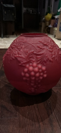 Stunning vintage cranberry glass lamp shade