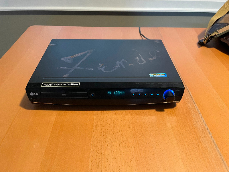 LG DVD player available free Free Stuff City of Toronto Kijiji