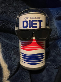  Dancing diet Pepsi can vintage 1980s