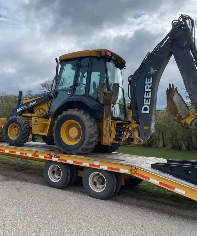 Backhoe/HDD Services 64634279251841120