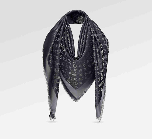 Louis Vuitton shine shawl scarf  in Women's - Other in City of Toronto