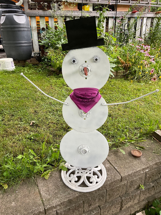 Metal Snowmen Sculptures $150 EACH in Outdoor Décor in Trenton