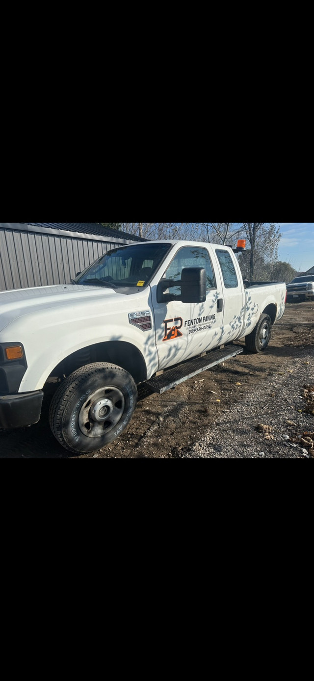F250 ford ext cab super duty 4x4 plow in Cars & Trucks in Hamilton