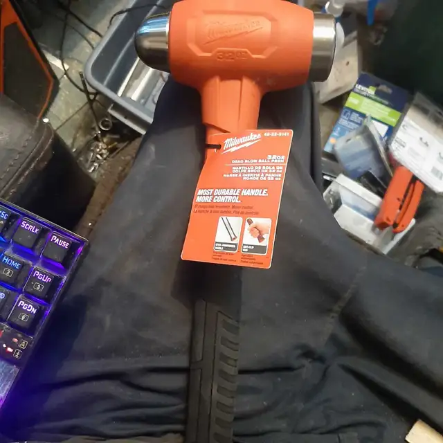 Milwaukee 32oz Dead Blow Ball Peen Hammer