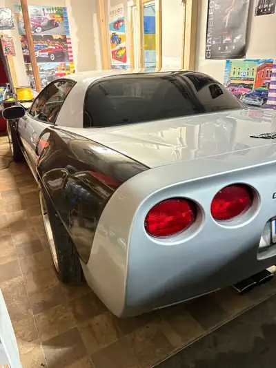 2001 Chevrolet Corvette z06 clean tittle 3 owners no issues only selling as it doesnt get used much...