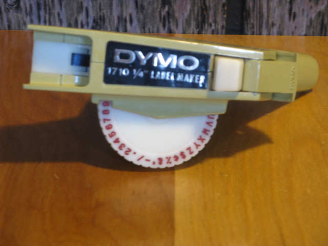 DYMO 1710  1/4" LABEL MAKER. dans Imprimantes, Scanneurs  à Trois-Rivières