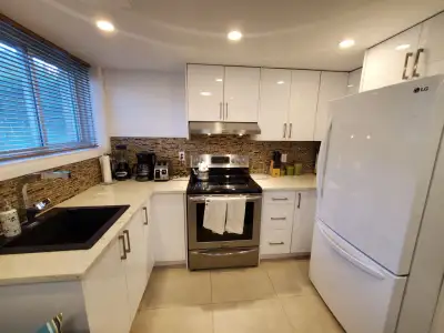 Fully renovated 3 1/2 in Cote Saint Luc