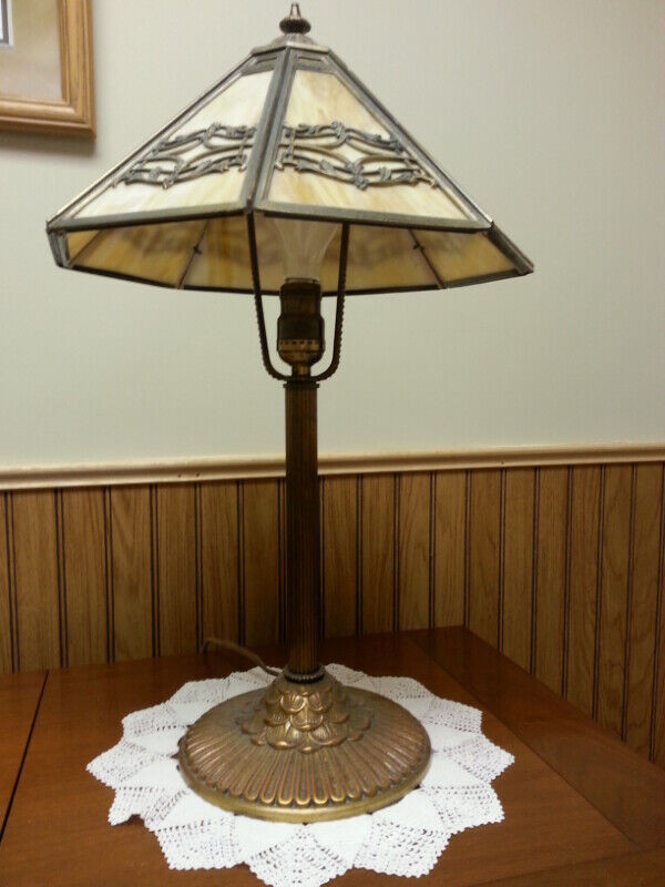 ANTIQUE TIFFANY TYPE LAMP Arts & Collectibles Winnipeg Kijiji