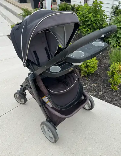 Graco stroller in great condition! No rips or tears. Everything in great working order! If this ad i...
