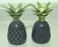 Vintage Metal Pineapple Candle Holder / 1980s Pineapple Decor