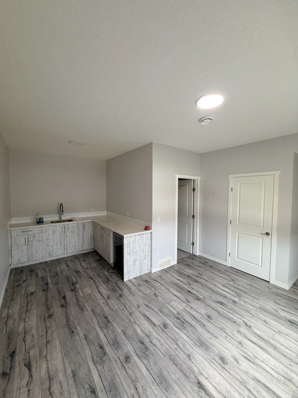 4 Bedroom Town House For Rent 2