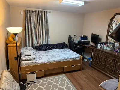 Room available (Location: Shaddock Cres) from August!