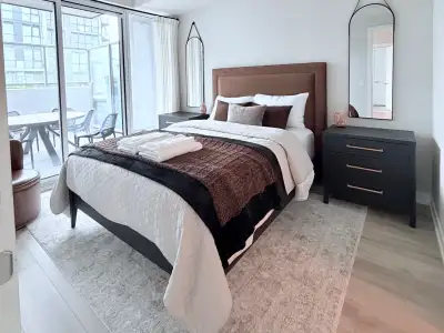 Fully furnished ground level condo for lease. 6-18 months available. Located in the sunseeker buildi...