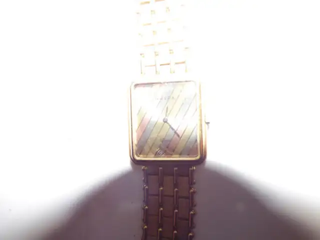 gold novec wristwatch62863731561859123