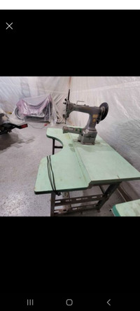 Singer industrial sewing machine 12k224