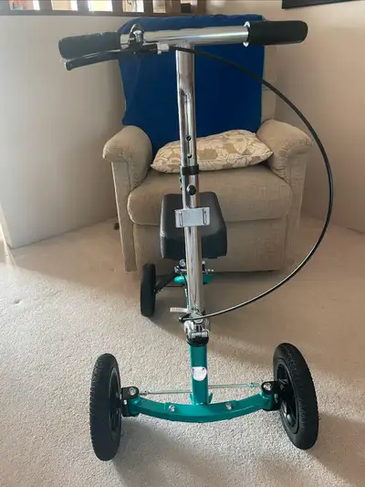 This KneeRover scooter is in great condition and reasonably priced at $250. Brand new is currently $...
