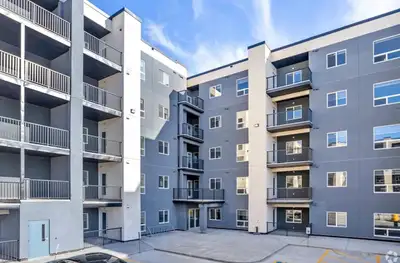 Discover the spacious 2 bedroom and 2 bathrooms apartments at Hills Thirty-six * 105 36 street south...