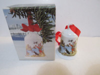 Vintage Hutschenreuther 1989 Cliff with Seabirds bell ornament