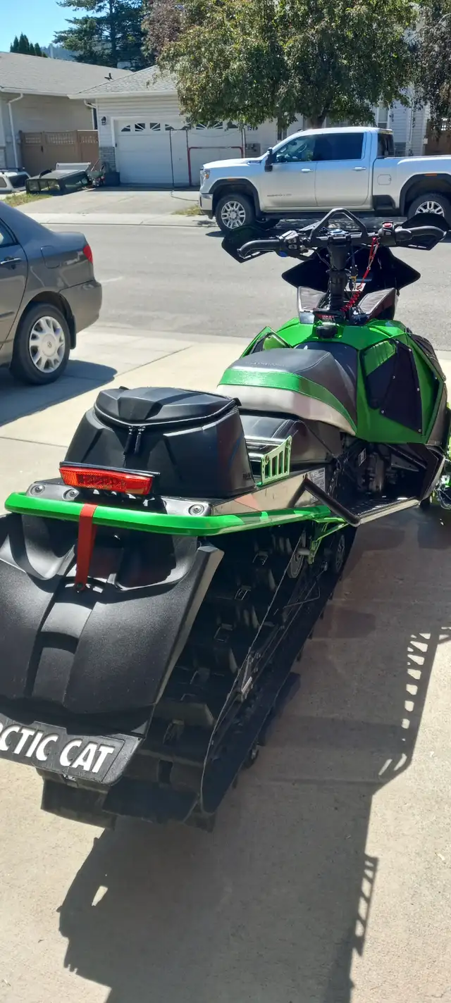 2013 Arctic Cat Pro Climb 800 in Snowmobiles in Kamloops - Image 5