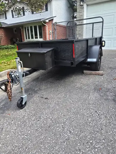 Newer Tires, All lights work fine, Can tow with any size vehicle, 3/4 ton cargo capacity ( 1,500 lbs...