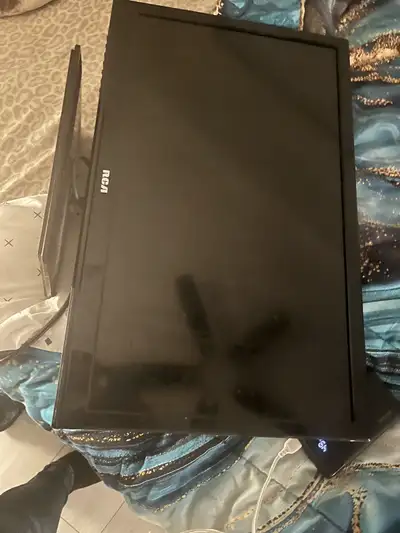 RCA 40” tv/monitor, View more