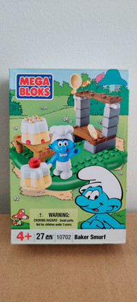 Mega Bloks Baker Smurf Bakery building block set