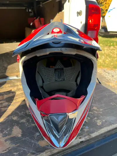 XL helmet. Great for sledding Snell approved. Decent shape. $30