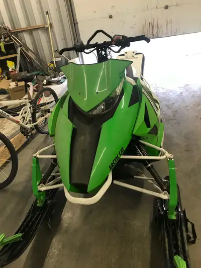 New rebuild less than 100 kms ago Owned since 2020 Have no time to ride anymore Tool kit Make me an...