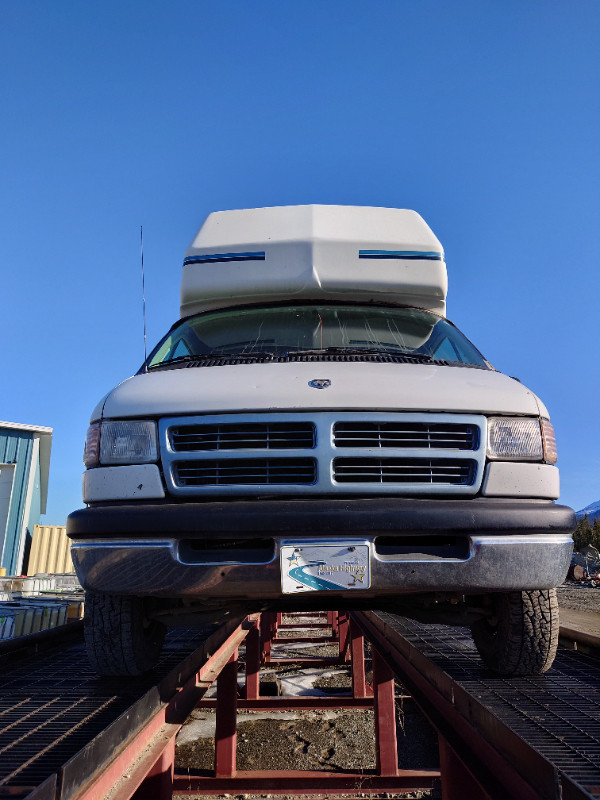 1994 Dodge Ram 250 van life --- worth checking out! in Cars & Trucks in Whitehorse - Image 2