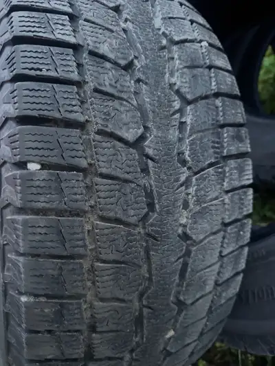 Toyo - Observe GSi-6 is a studless winter tires 265/260R17 45-50% tread - great for light pickup tru...
