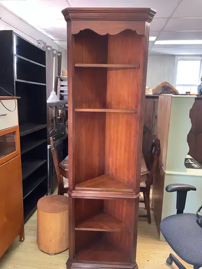 armoire de coin Thomasville , View more