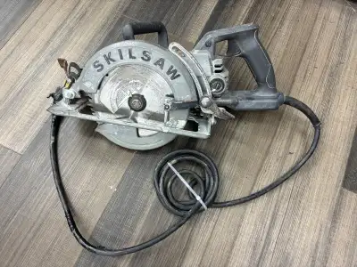 Skilsaw SPT77W Worm Drive Circular Saw, View more