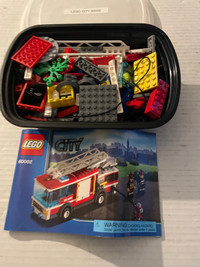 LEGO CITY: Fire Truck (60002)