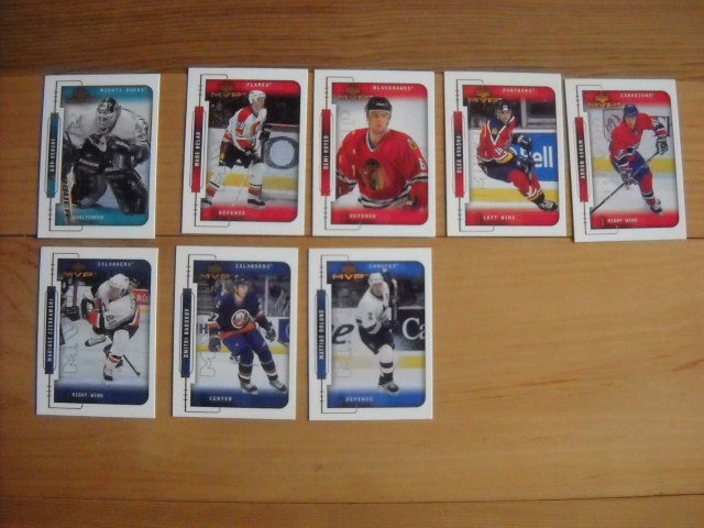 11 cartes de hockey de 1999 dans Art et objets de collection  à Saguenay - Image 2