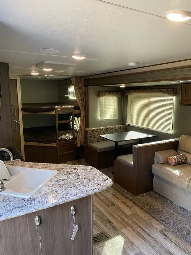 2018 Hideout Travel trailer in Travel Trailers & Campers in Vernon - Image 4