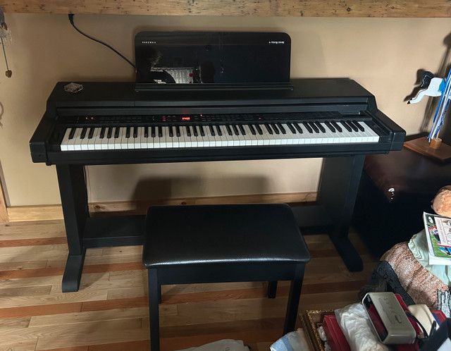 kurzweil Mark 10 electric keyboard. in Pianos & Keyboards in Bridgewater