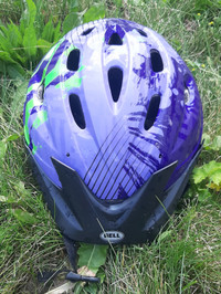 Bell Bicycle Helmet with Visor & Reflectors - Youth